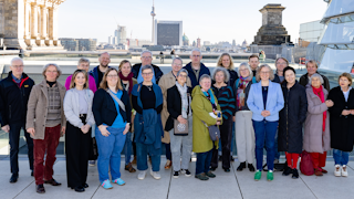 Gruppenbild mit Julia Verlinden